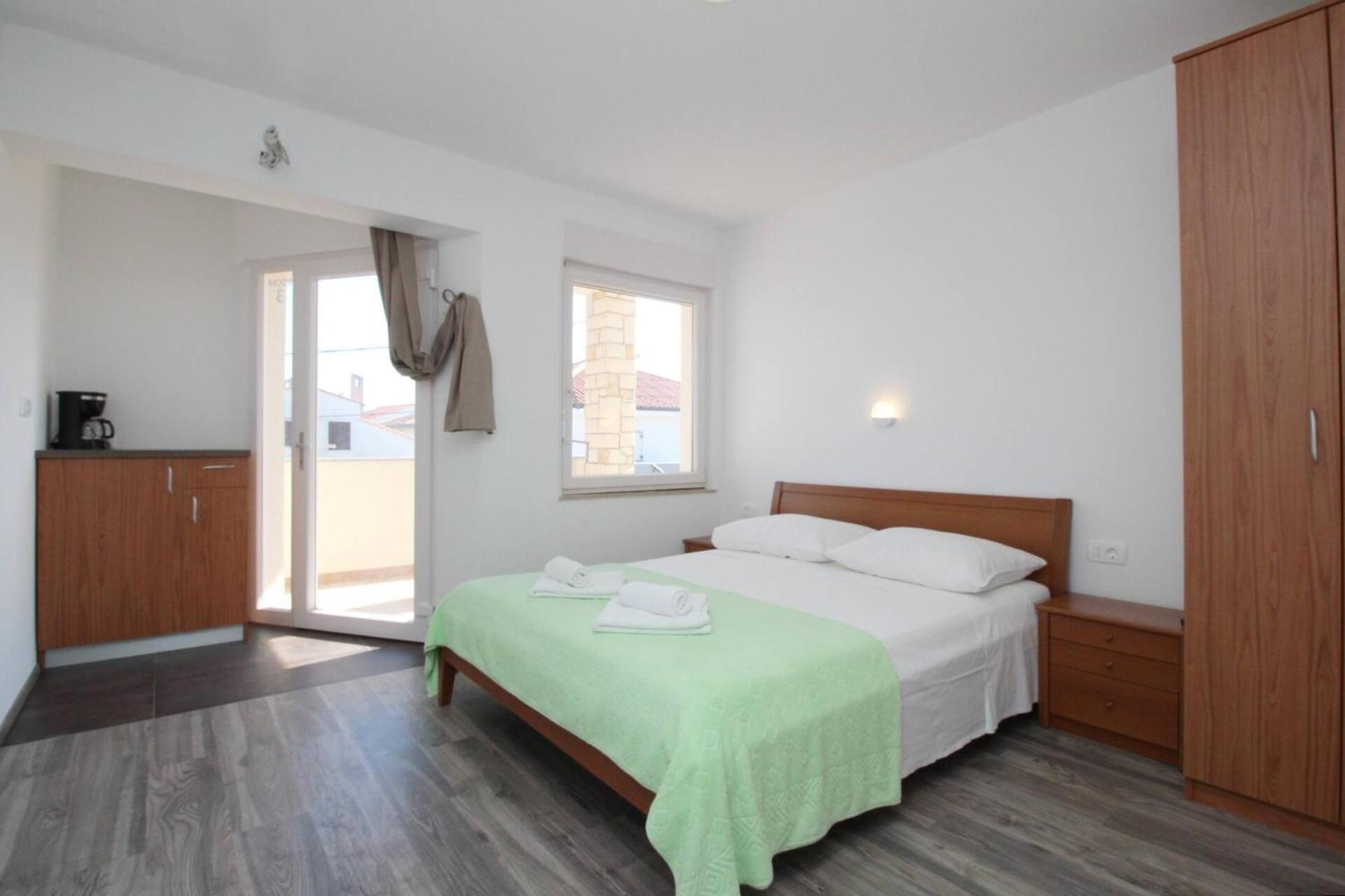 Apartments & Rooms Dekanic Baška Eksteriør billede