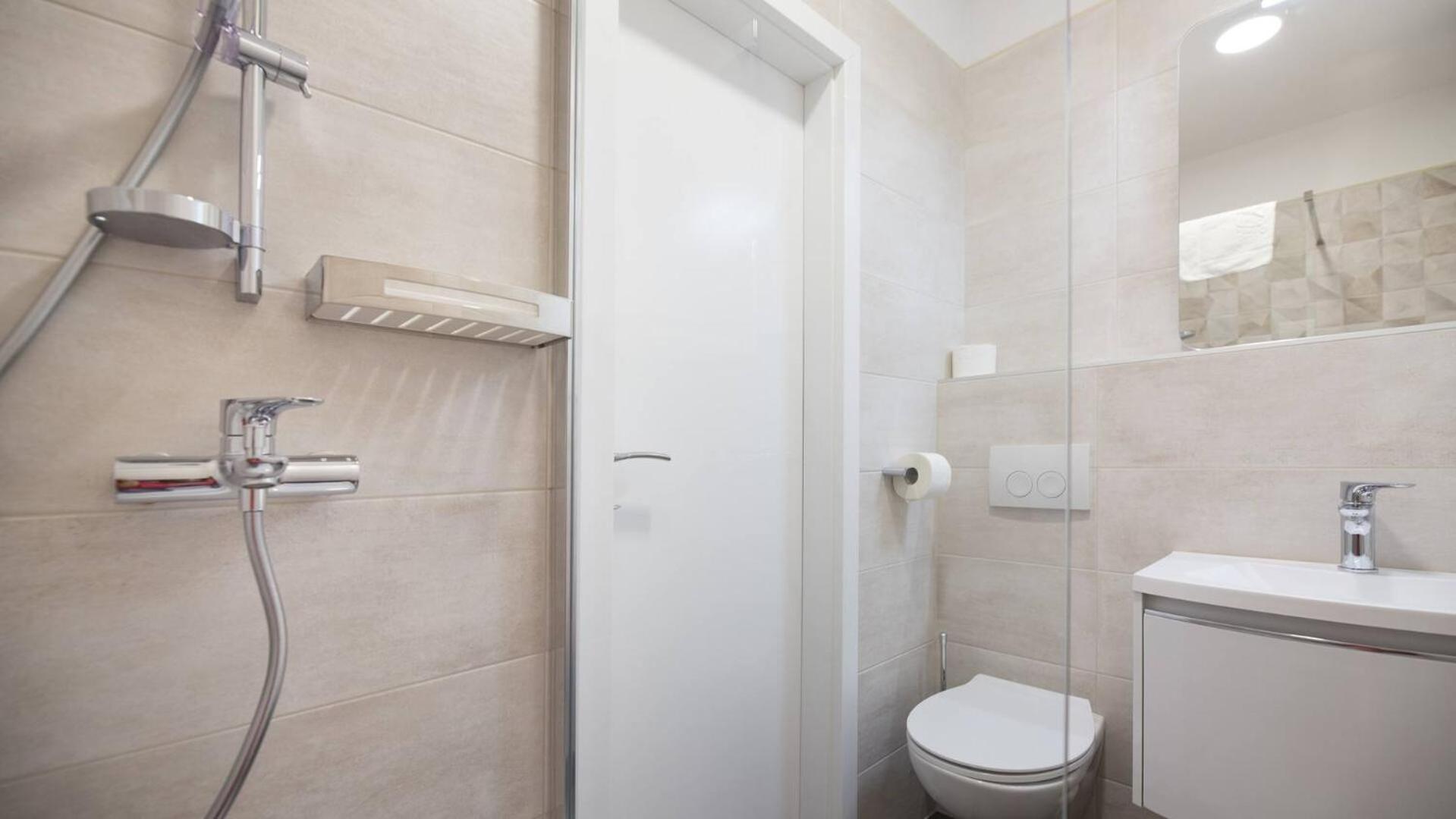 Apartments & Rooms Dekanic Baška Eksteriør billede