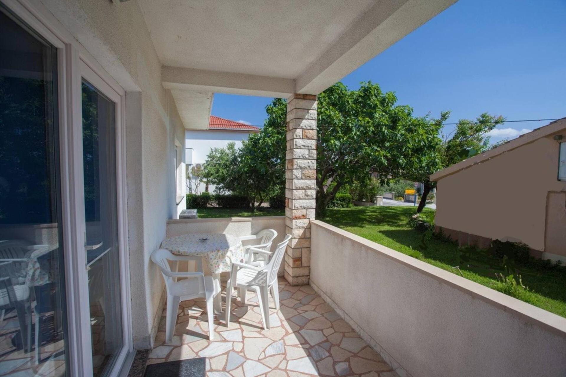 Apartments & Rooms Dekanic Baška Eksteriør billede