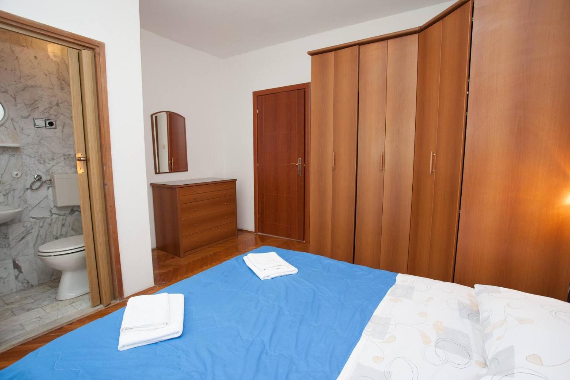 Apartments & Rooms Dekanic Baška Eksteriør billede
