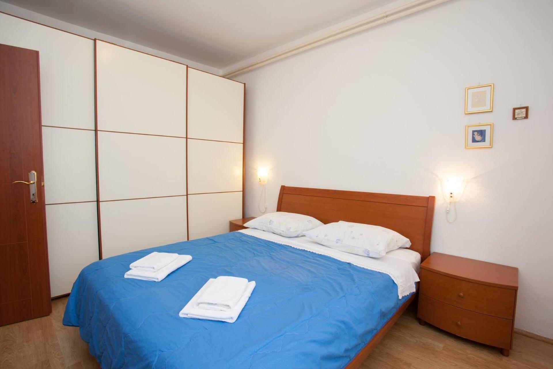 Apartments & Rooms Dekanic Baška Eksteriør billede