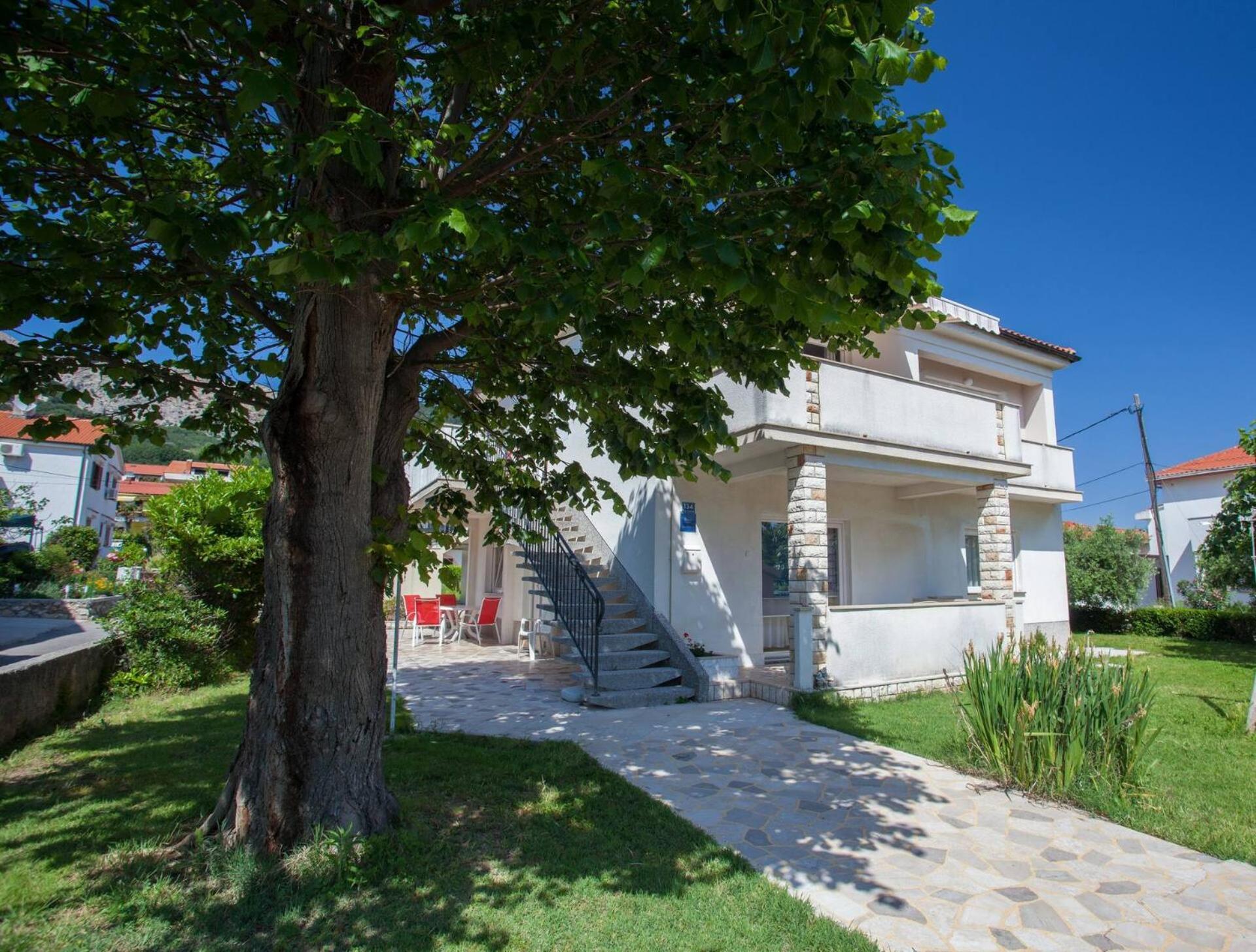 Apartments & Rooms Dekanic Baška Eksteriør billede