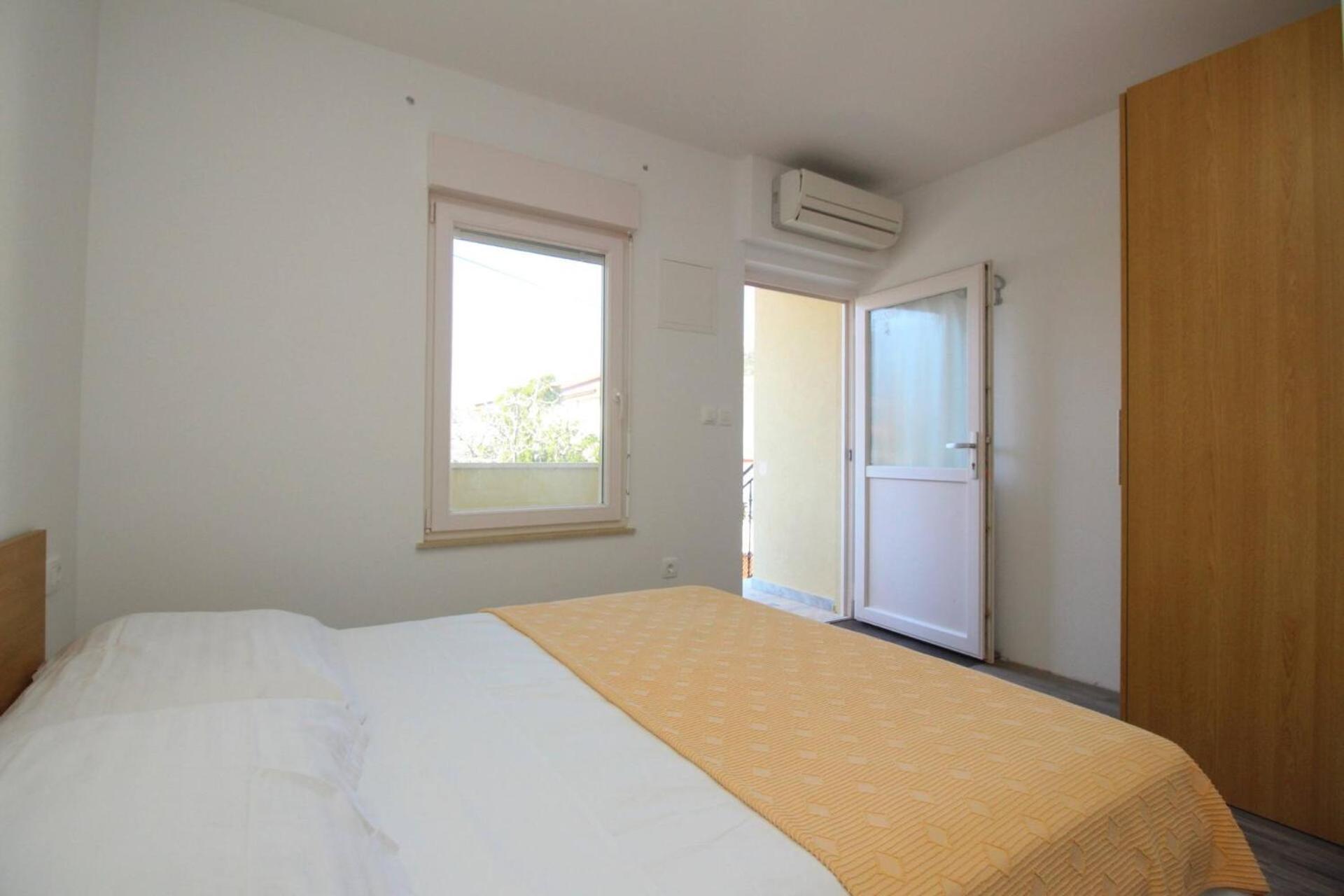 Apartments & Rooms Dekanic Baška Eksteriør billede