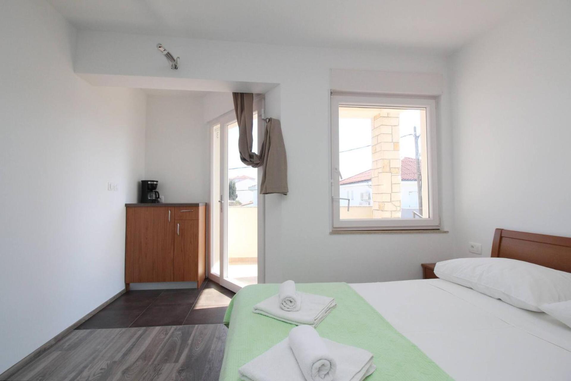 Apartments & Rooms Dekanic Baška Eksteriør billede