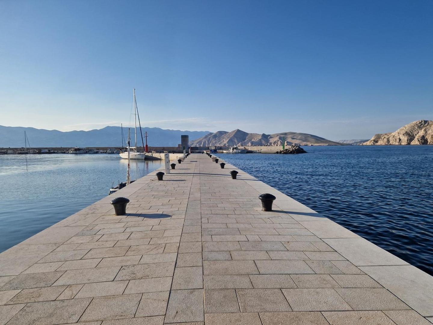 Apartments & Rooms Dekanic Baška Eksteriør billede