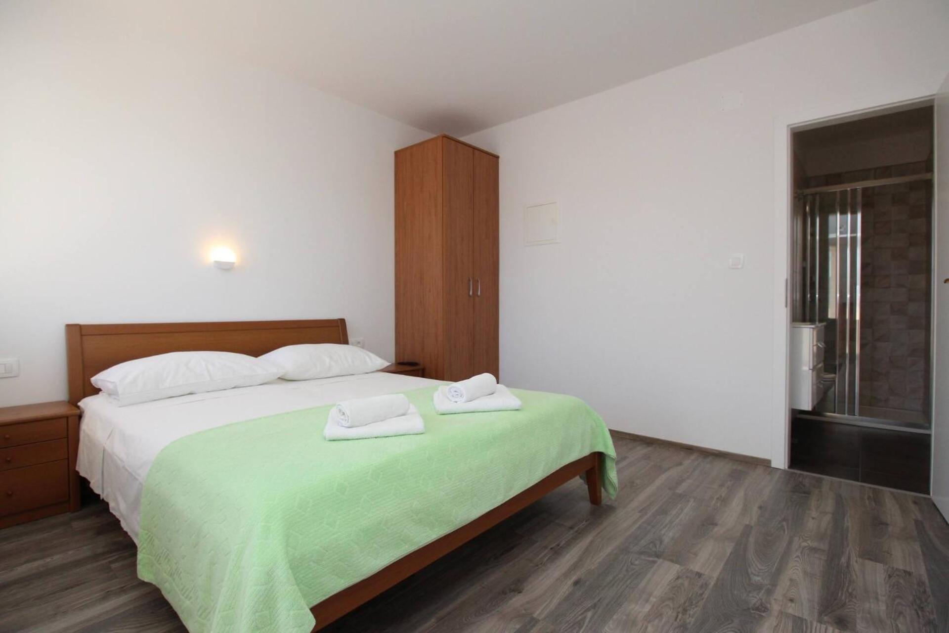 Apartments & Rooms Dekanic Baška Eksteriør billede