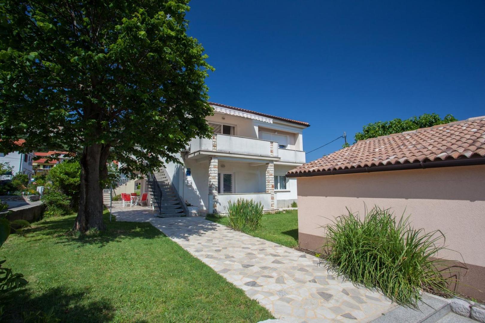 Apartments & Rooms Dekanic Baška Eksteriør billede